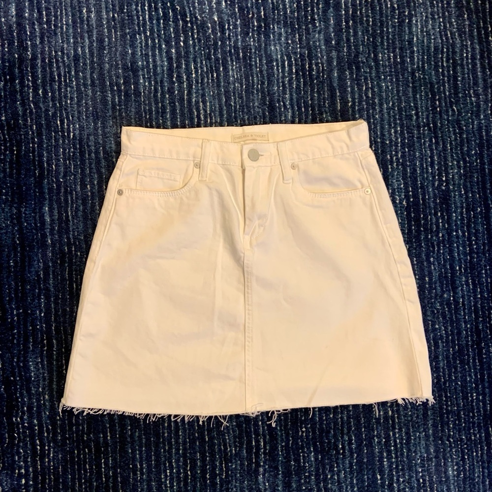Chelsea and Violet White Denim Jean Skirt NWOT  26
